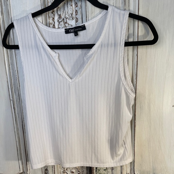 Curated  YMI White and Full Tilt Green Women's Cropped Tank Tops Bundle - Picture 2 of 9